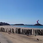La lancette 3 etoiles Saint Malo Intra Muros